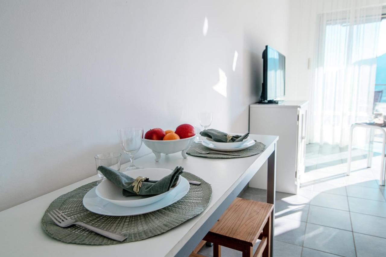 Appartement Love Is In The Air - By Myhomeincomo *